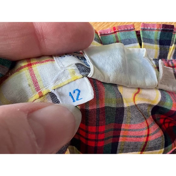 button up blouse ruffle collar plaid red green cream - Picture 11 of 12